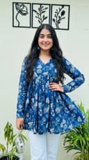 Peplum tops - Blue view 3
